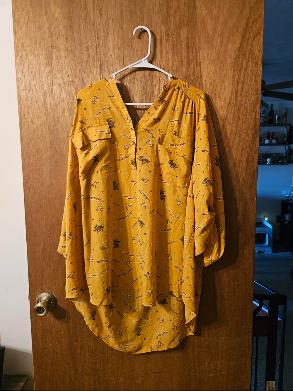 Torrid Harry Potter Harper Hufflepuff Yellow Long Sleeve V-Neck Blouse